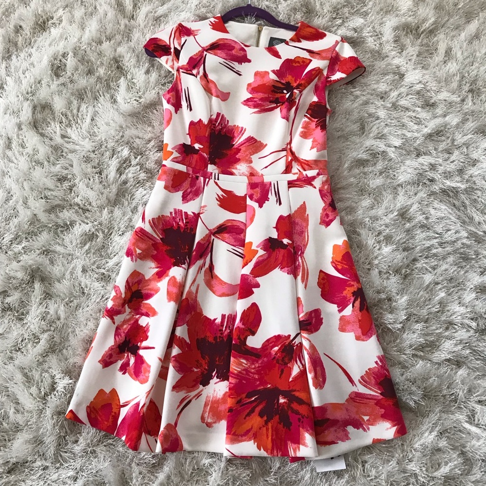 NEW Floral Vince Camuto Cap Sleeve Dress Size 2